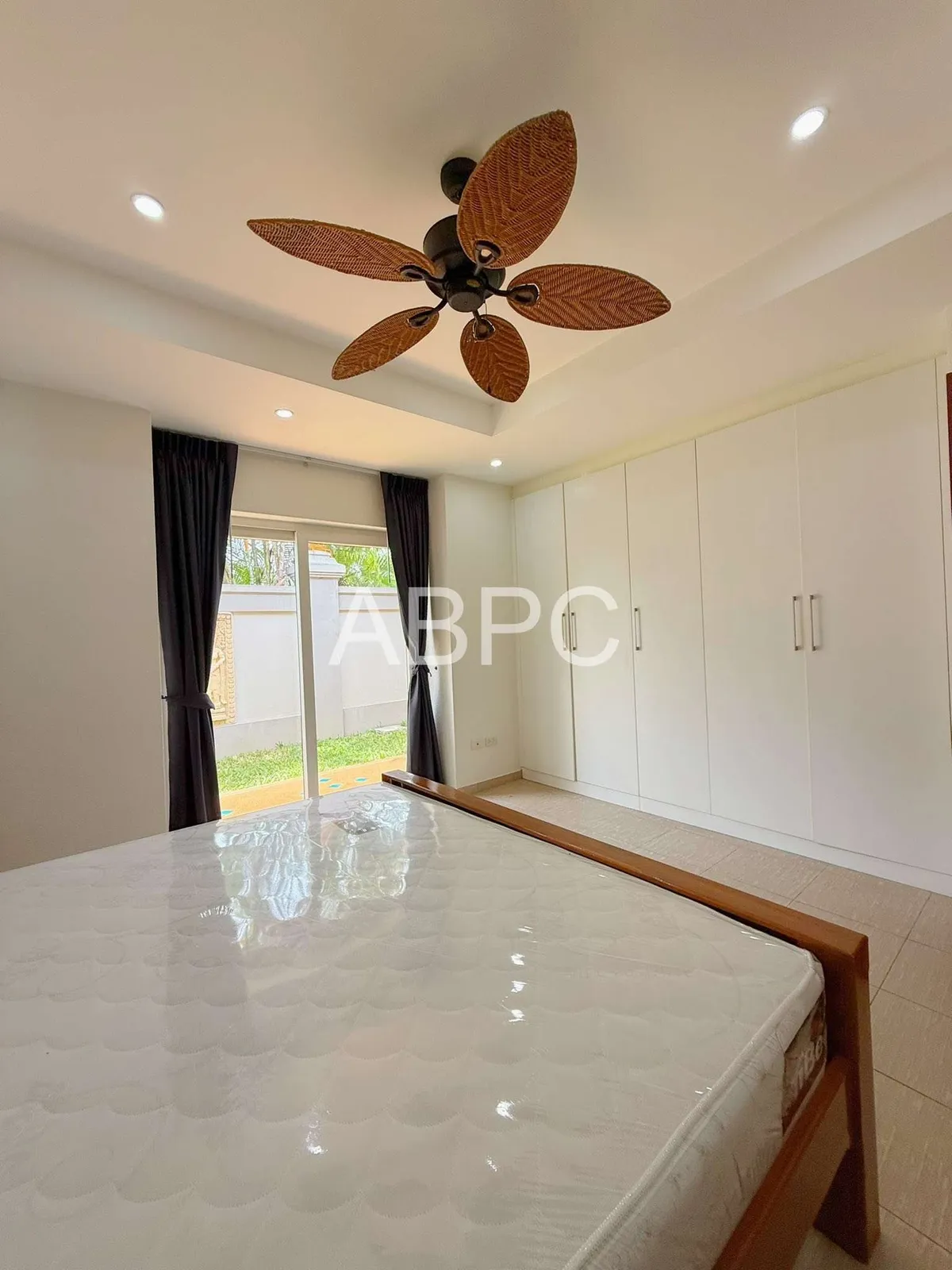 Luxury Pool Villa 3 bedrooms 4 bathrooms in Siam Royal View Pattaya for Rent photo 7