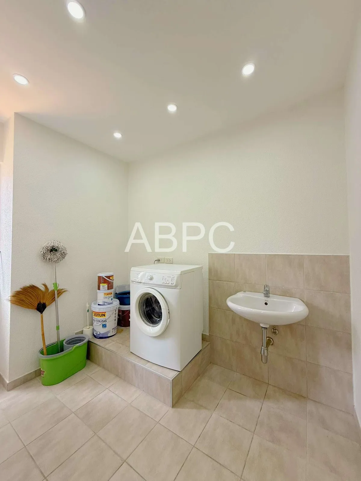 Luxury Pool Villa 3 bedrooms 4 bathrooms in Siam Royal View Pattaya for Rent photo 9