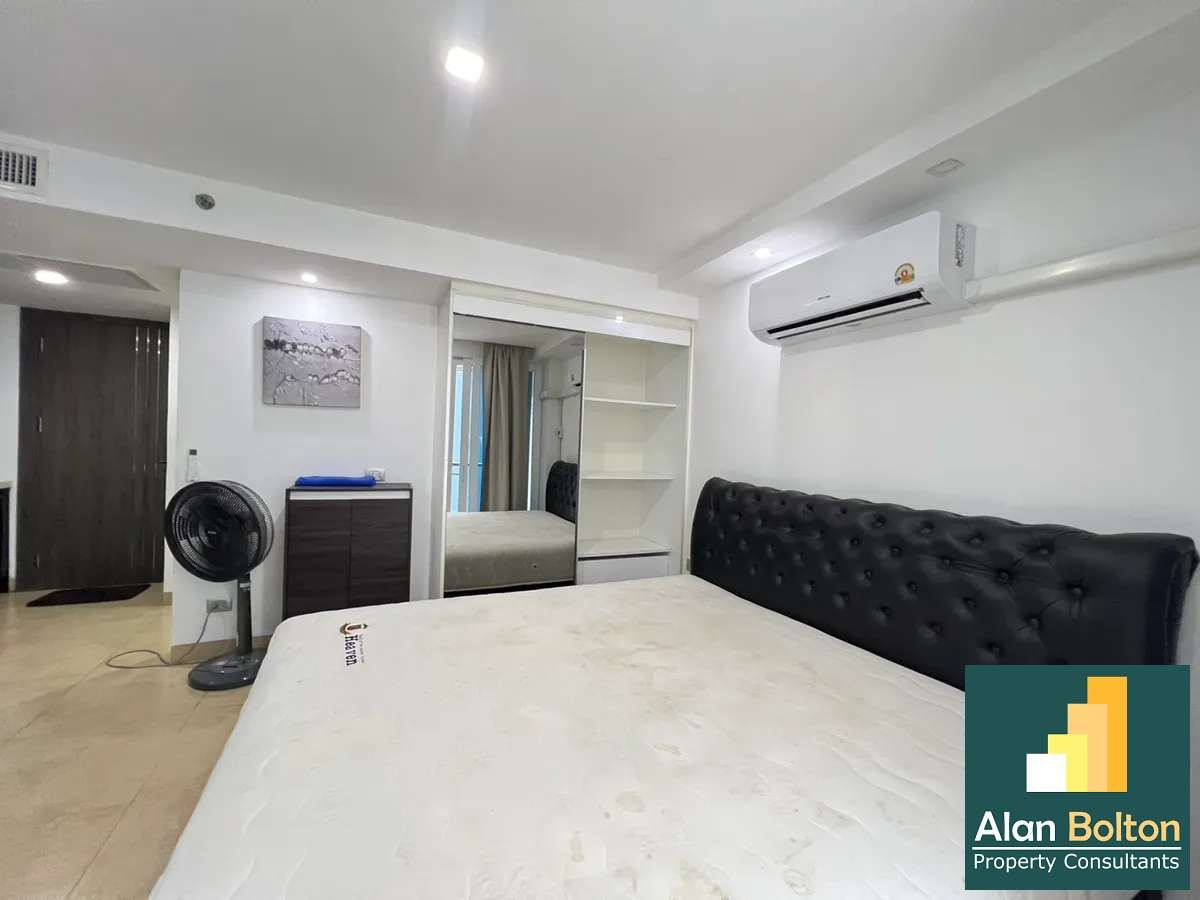 Studio 1 Bathroom in Central Pattaya photo 6