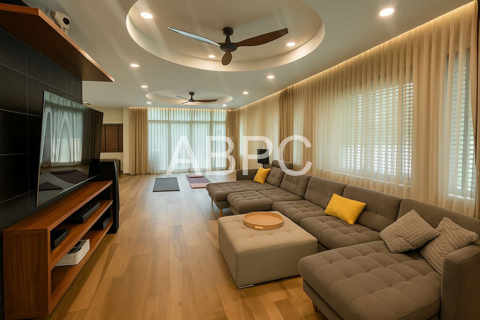 4 Bedroom 3 Bathroom in East Pattaya photo 3