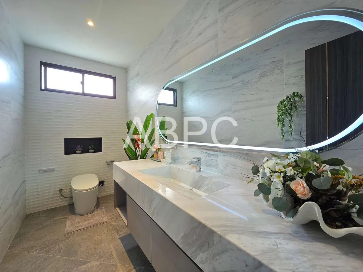 luxury pool Villa 3 Bedrooms 4 Bathrooms in Mapprachan photo 11