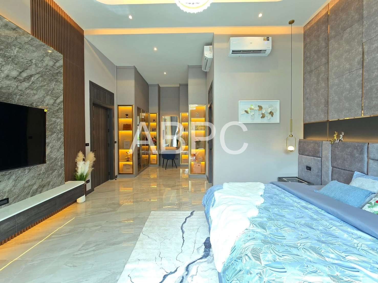 luxury pool Villa 3 Bedrooms 4 Bathrooms in Mapprachan photo 12
