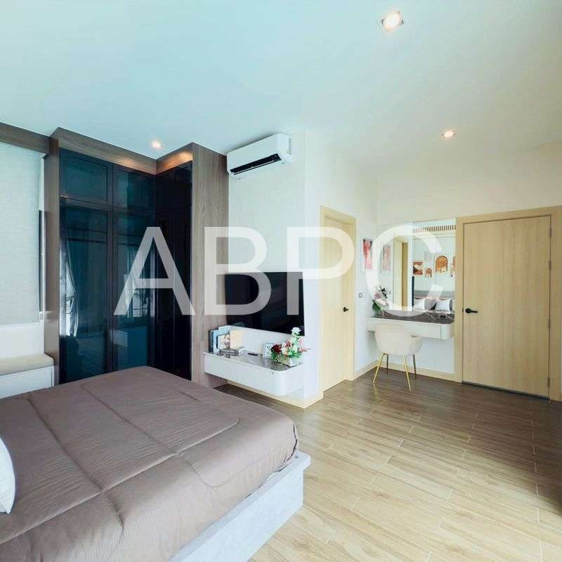 Luxury Pool Villa 3 bedrooms 4 bathrooms in East Pattaya for Sale photo 6