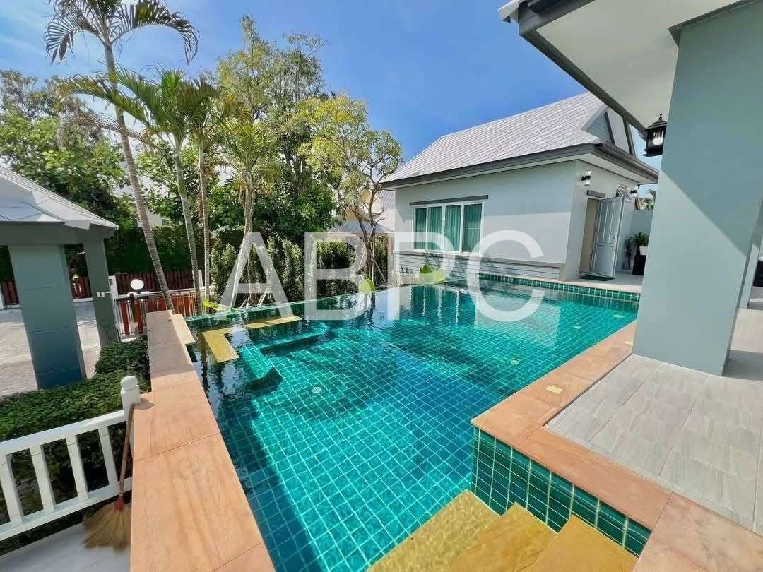 Pool Villa House for rent 4 Bedrooms 4 Bathrooms in East Pattaya photo 3