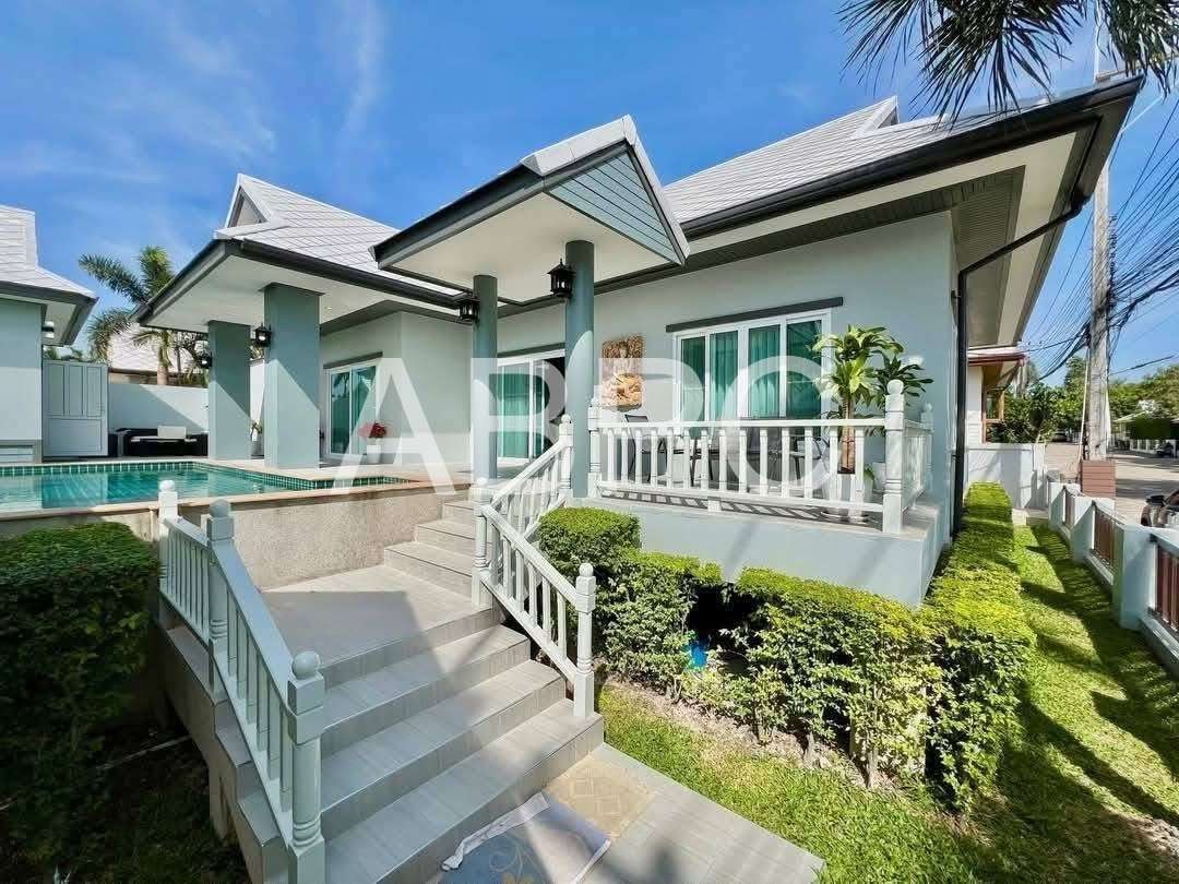 Pool Villa House for rent 4 Bedrooms 4 Bathrooms in East Pattaya