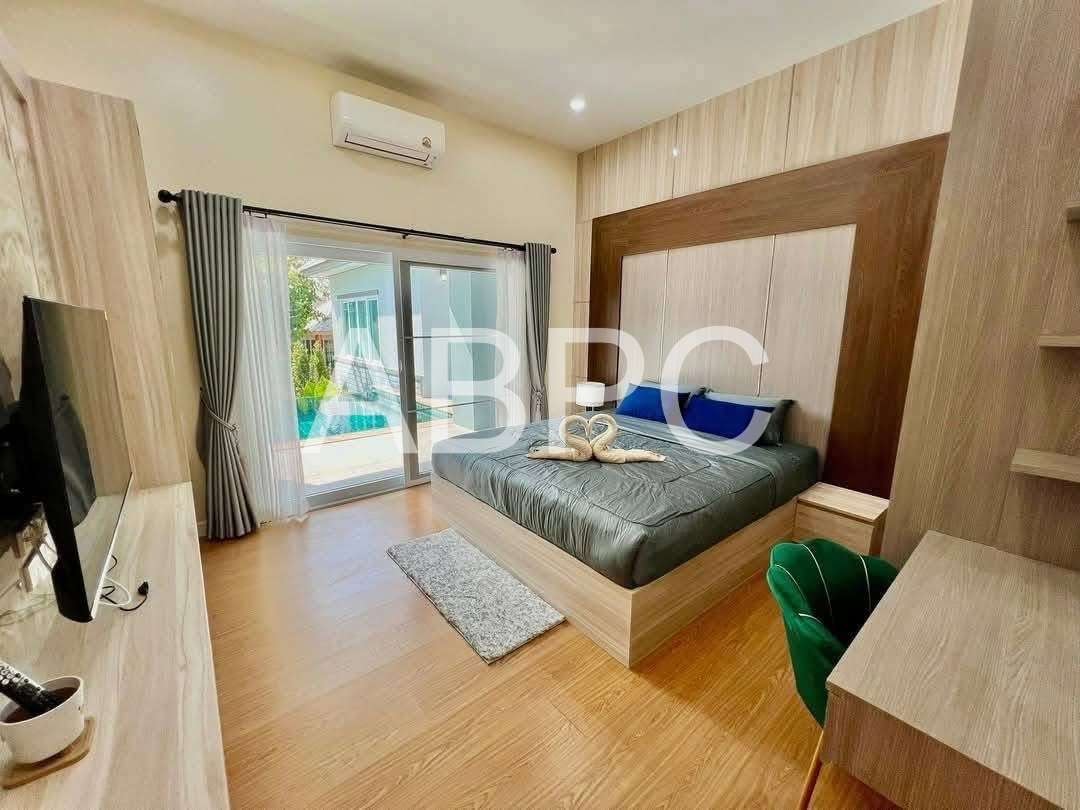 Pool Villa House for rent 4 Bedrooms 4 Bathrooms in East Pattaya photo 9