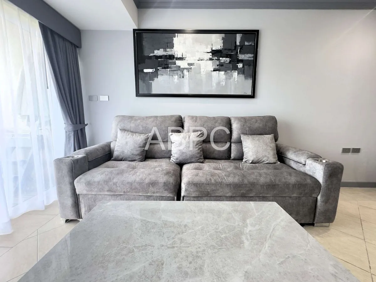 2 Bedroom 1 Bathroom in Pratumnak photo 2