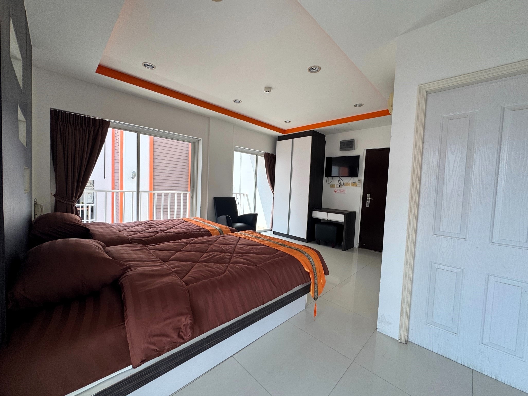Corner Studio in Pratumnak photo 15