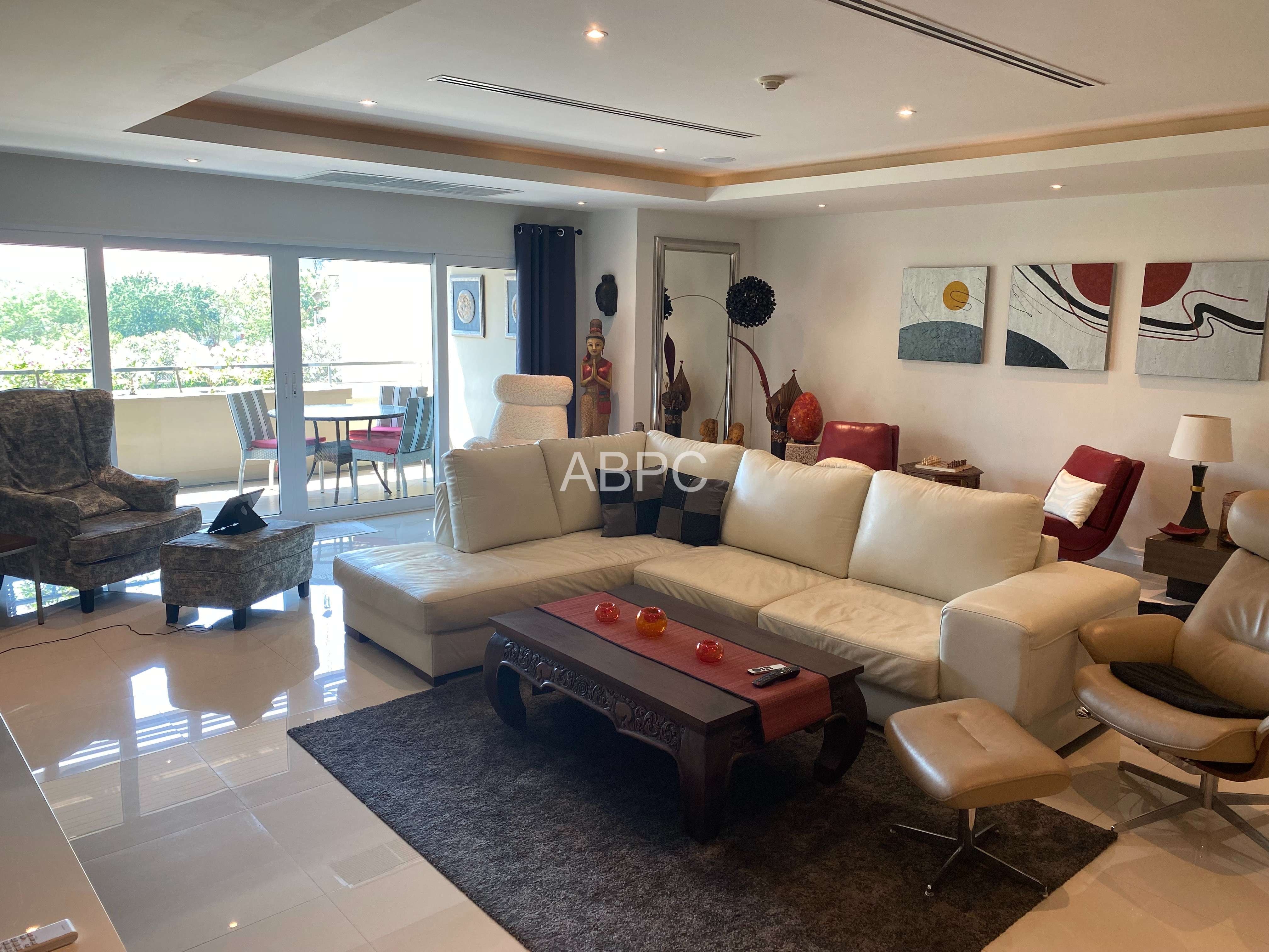 2 Bedroom 2 Bathroom in Pratumnak