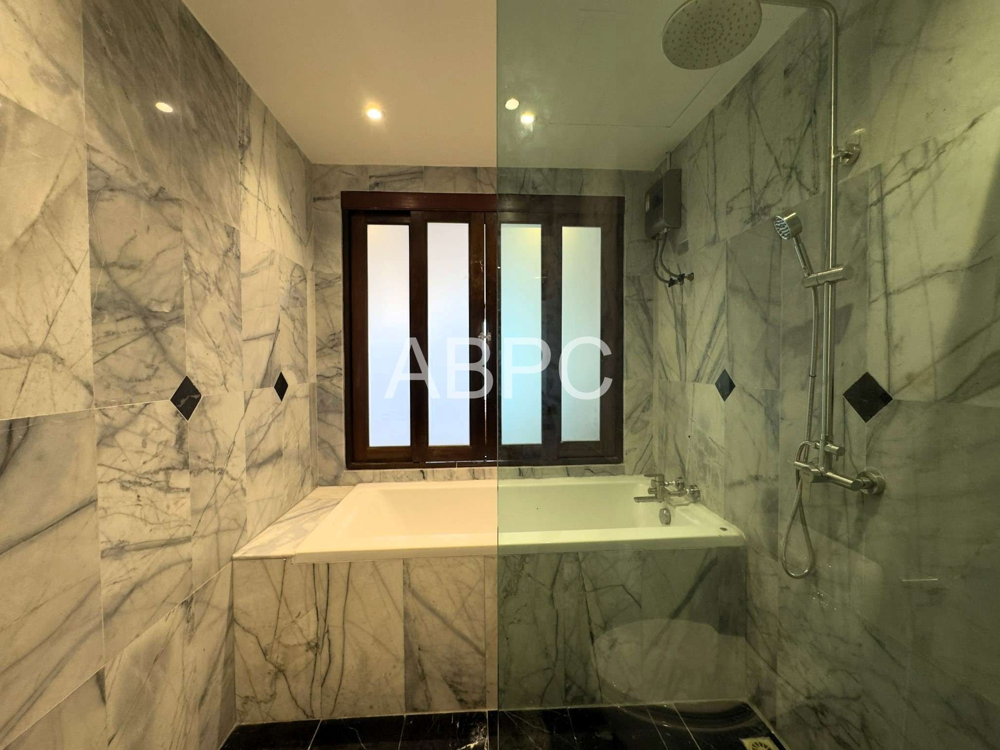 2 Bedroom Condo For Rent and Sale In Tappraya Road photo 10