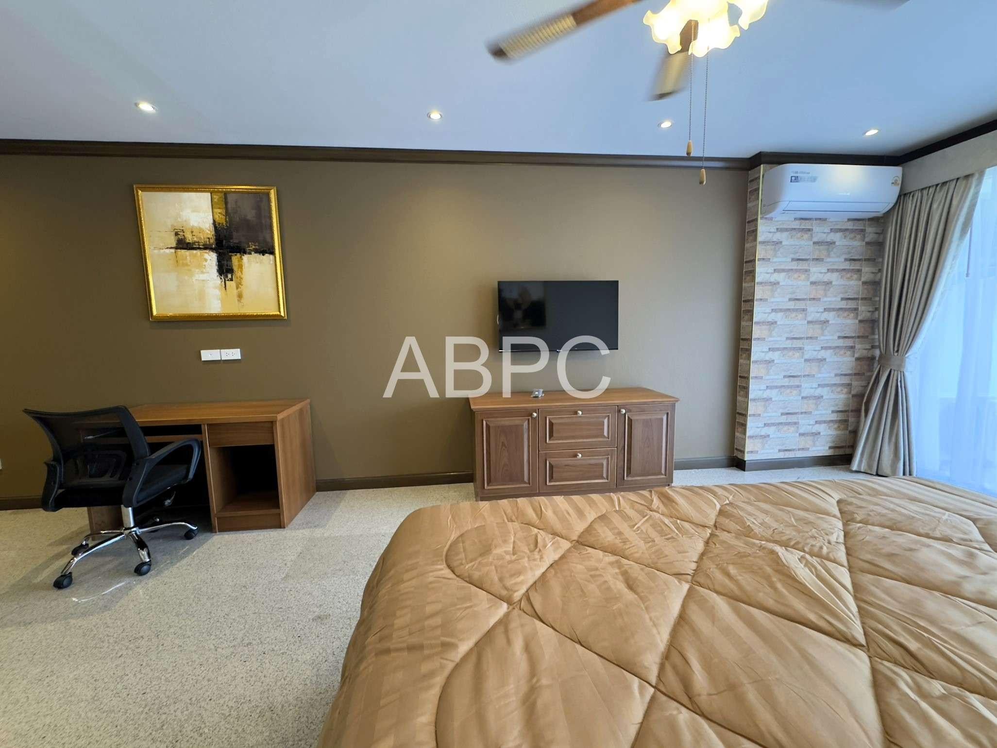 2 Bedroom Condo For Rent and Sale In Tappraya Road photo 3