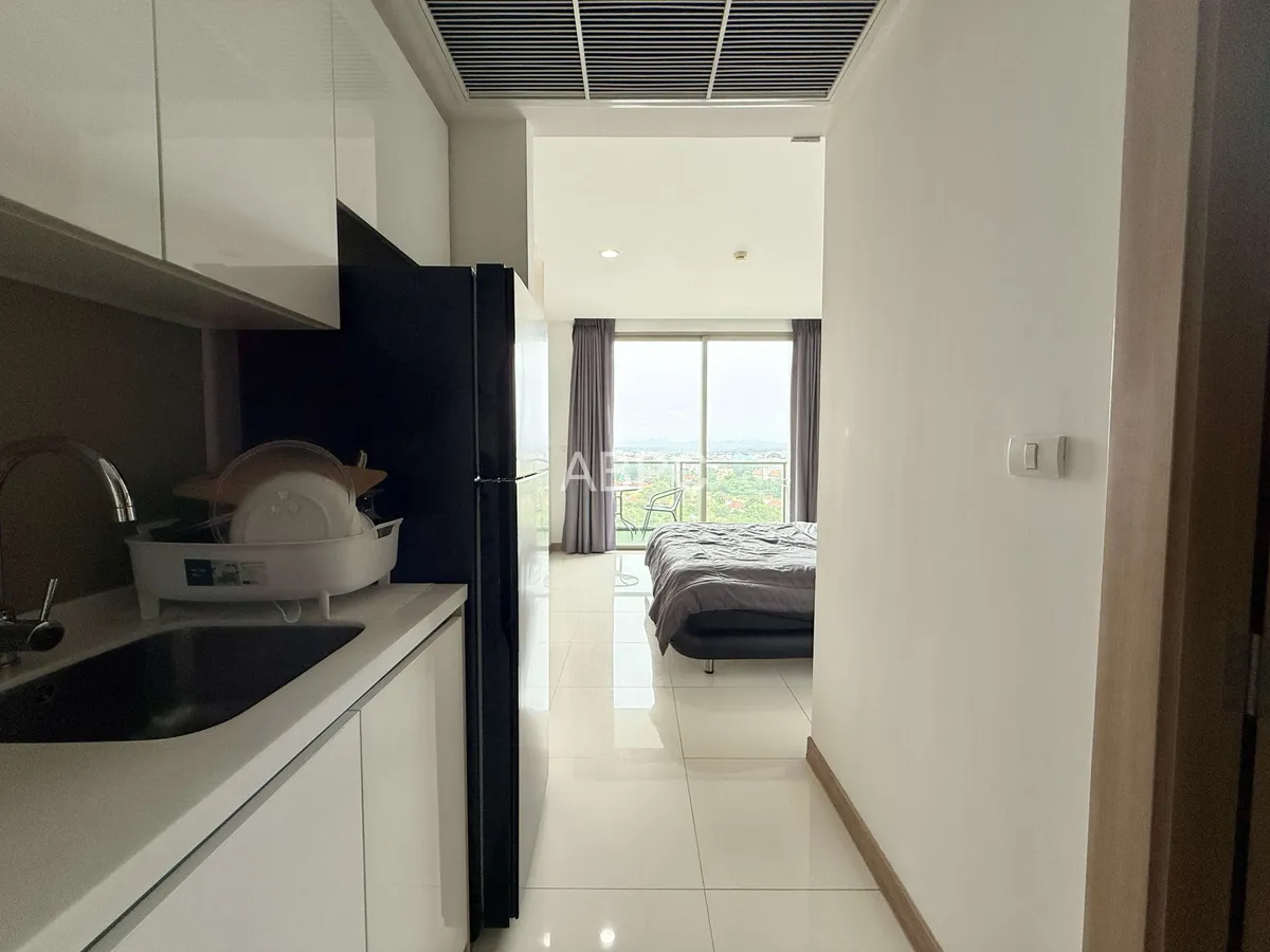Studio for rent in Wongamat photo 4