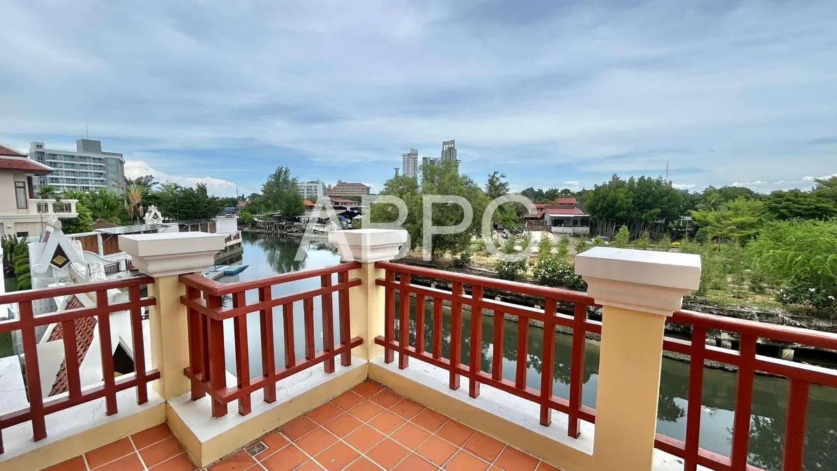 Private River Access Bali Inspired Luxury 4 Bed 5 Bath Pool Villa In Na Jomtien photo 8