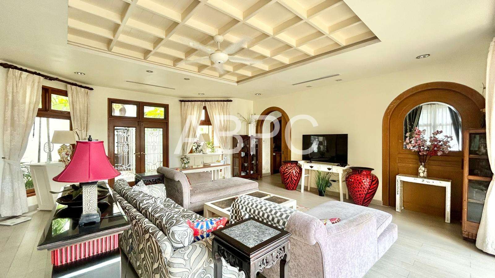 Private River Access Bali Inspired Luxury 4 Bed 5 Bath Pool Villa In Na Jomtien photo 5