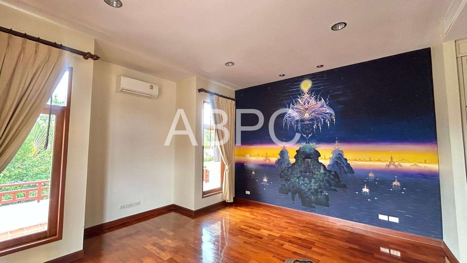 Private River Access Bali Inspired Luxury 4 Bed 5 Bath Pool Villa In Na Jomtien photo 16
