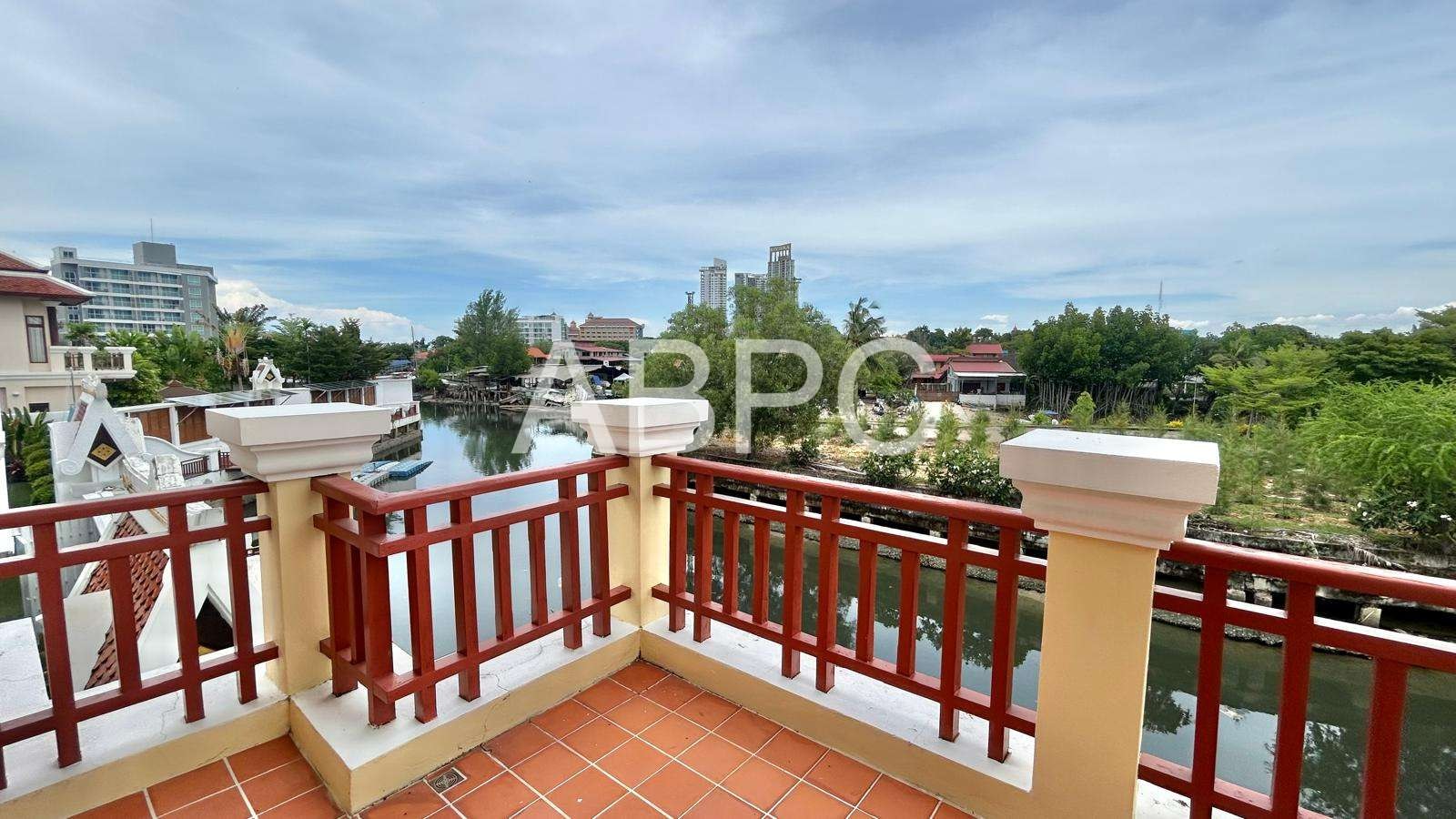 Private River Access Bali Inspired Luxury 4 Bed 5 Bath Pool Villa In Na Jomtien photo 8