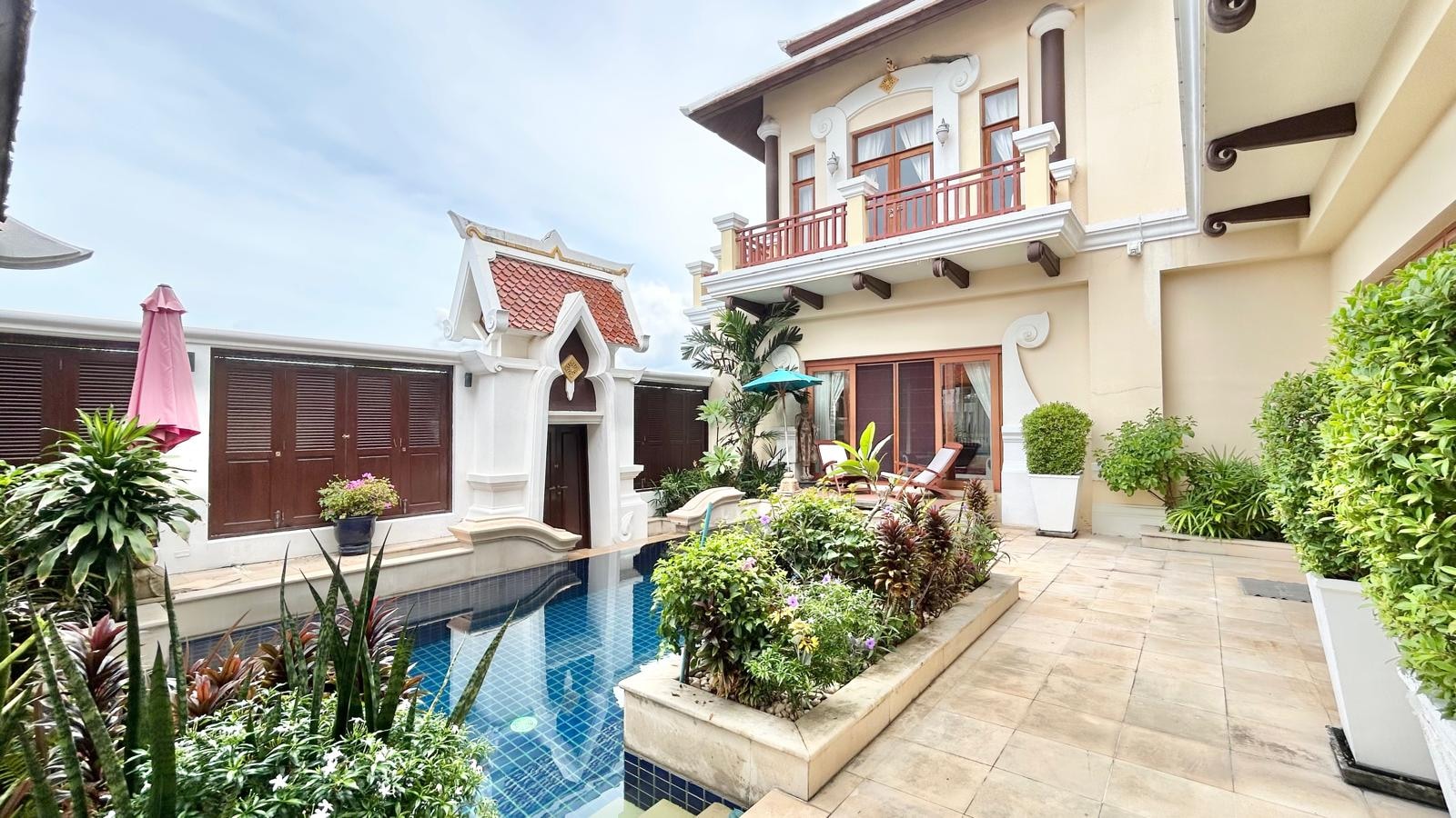 Private River Access Bali Inspired Luxury 4 Bed 5 Bath Pool Villa In Na Jomtien photo 29