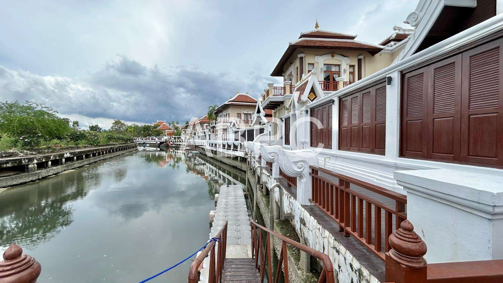 Private River Access Bali Inspired Luxury 4 Bed 5 Bath Pool Villa In Na Jomtien photo 13