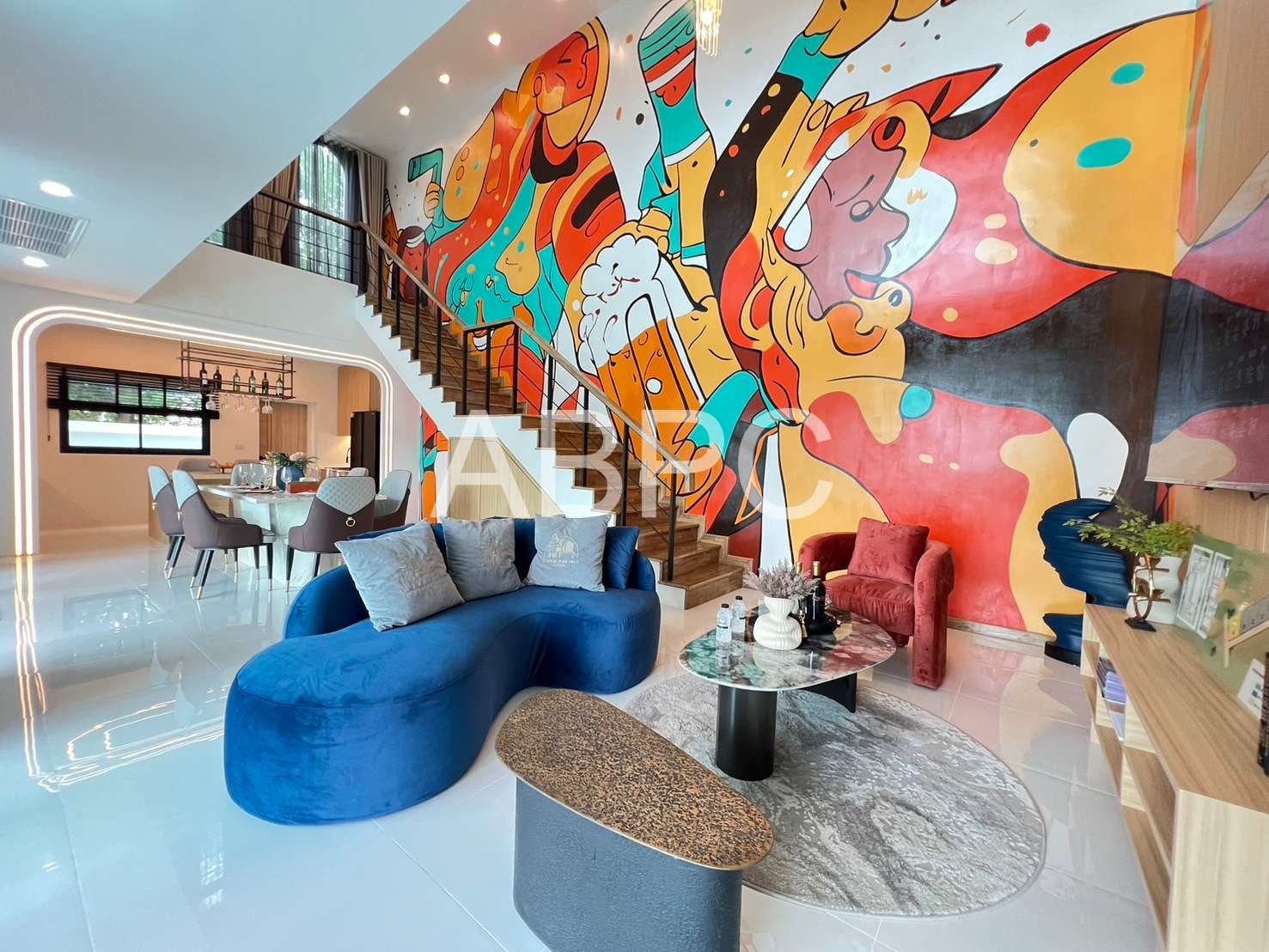Luxury Pool Villa 5 Bedrooms 5 Bathrooms in Huay Yai photo 4