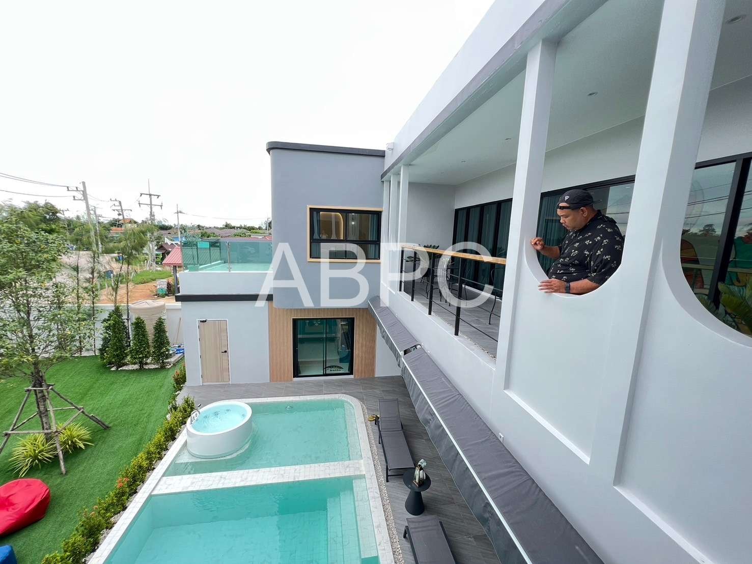 Luxury Pool Villa 5 Bedrooms 5 Bathrooms in Huay Yai photo 7