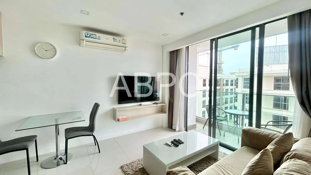 1 Bedroom Condo For Rent in Cosy Beach photo 11