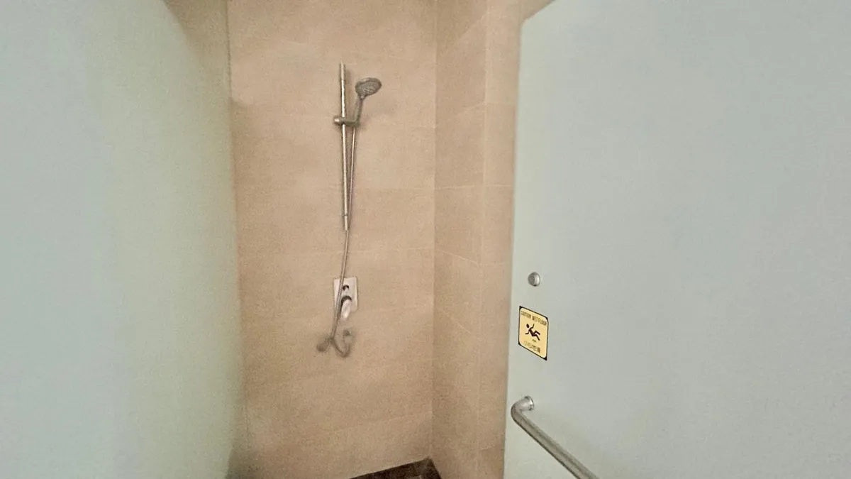 1 Bedroom Condo For Rent In Jomtien photo 15