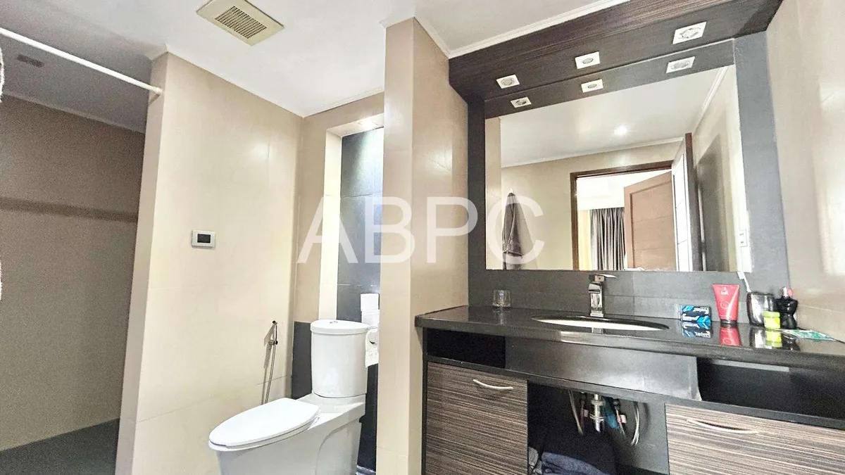 Large 2 Bedroom Condo For rent In Prahtamnak photo 11