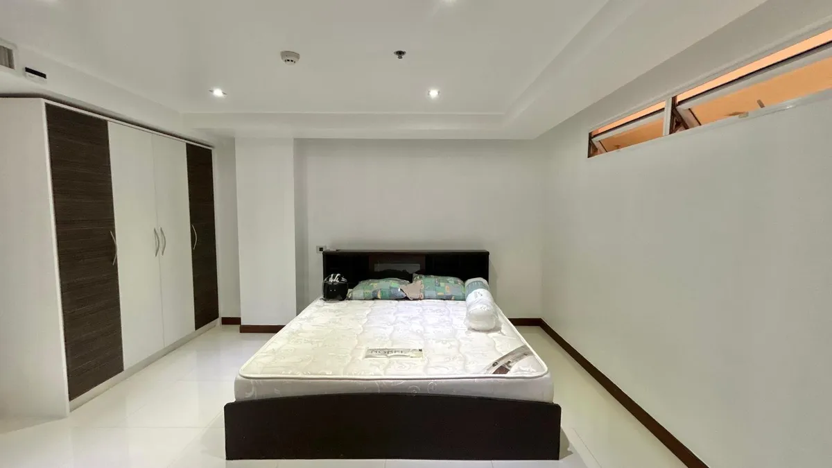 Large 2 Bedroom Condo For rent In Prahtamnak photo 21