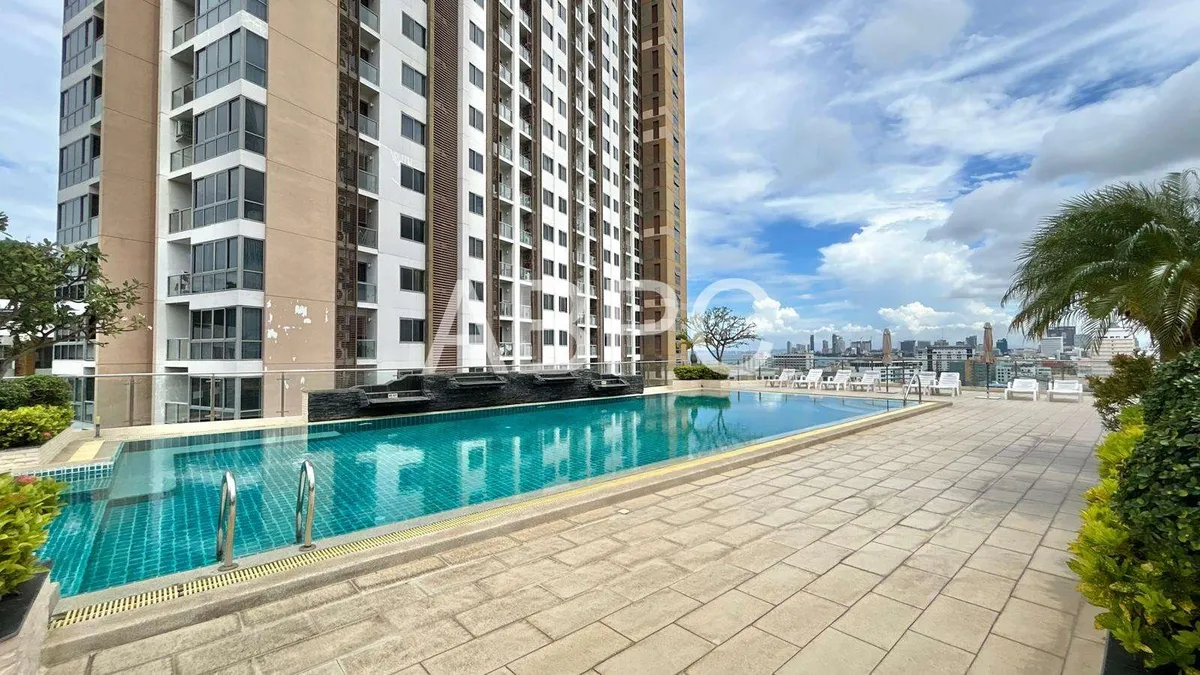 Large 2 Bedroom Condo For rent In Prahtamnak photo 5
