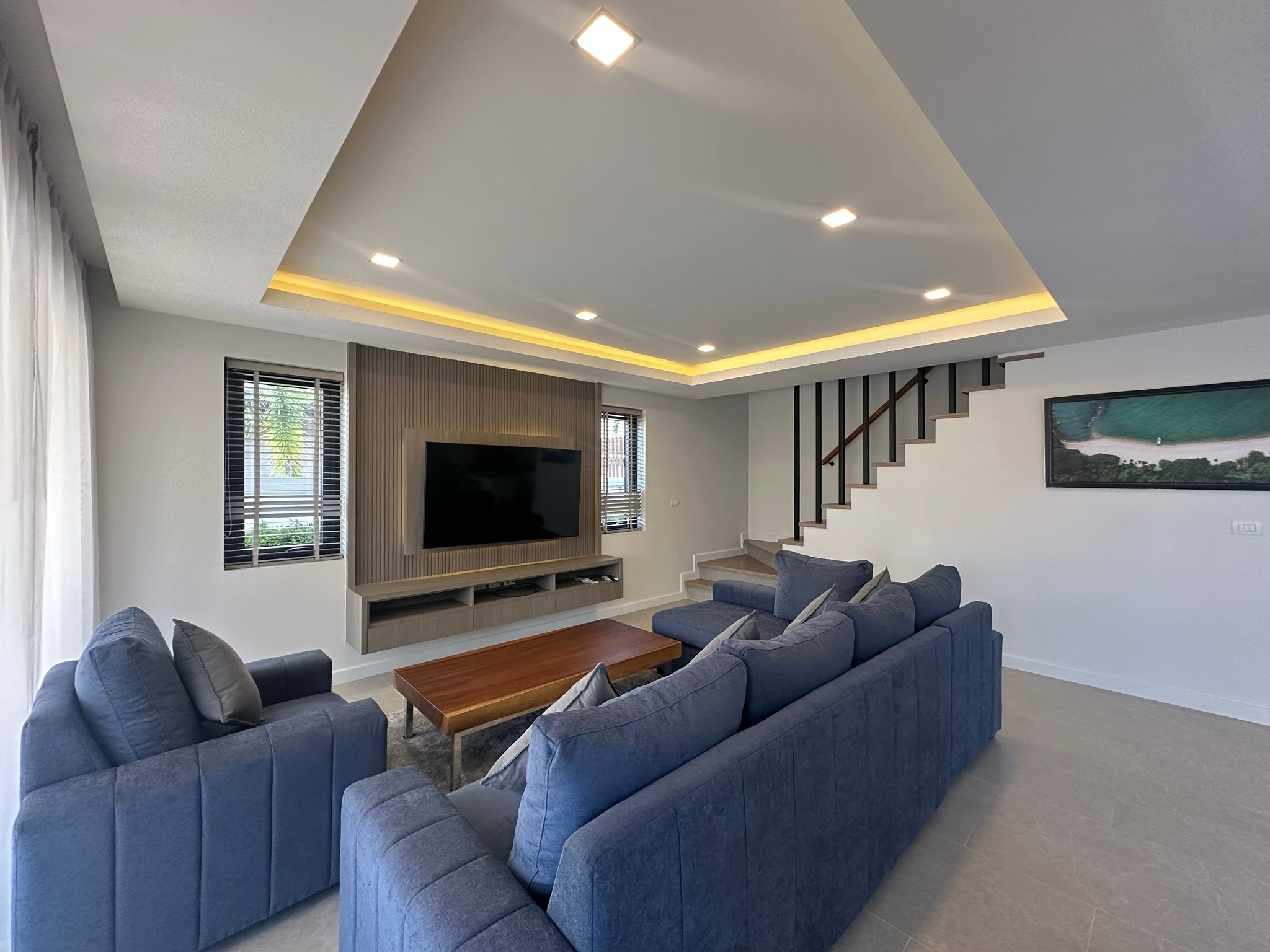 3 bedroom pool villa for rent