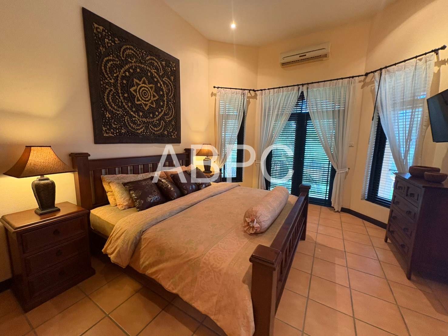Four Bedroom Five Bathroom Mediterranean Pool Villa On A Rai Of Land photo 16