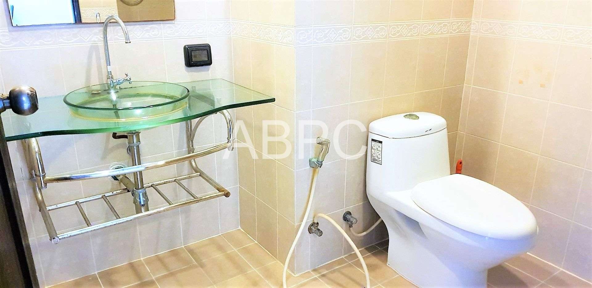 1 Bedroom Condo For Sale or rent In Jomtien photo 9