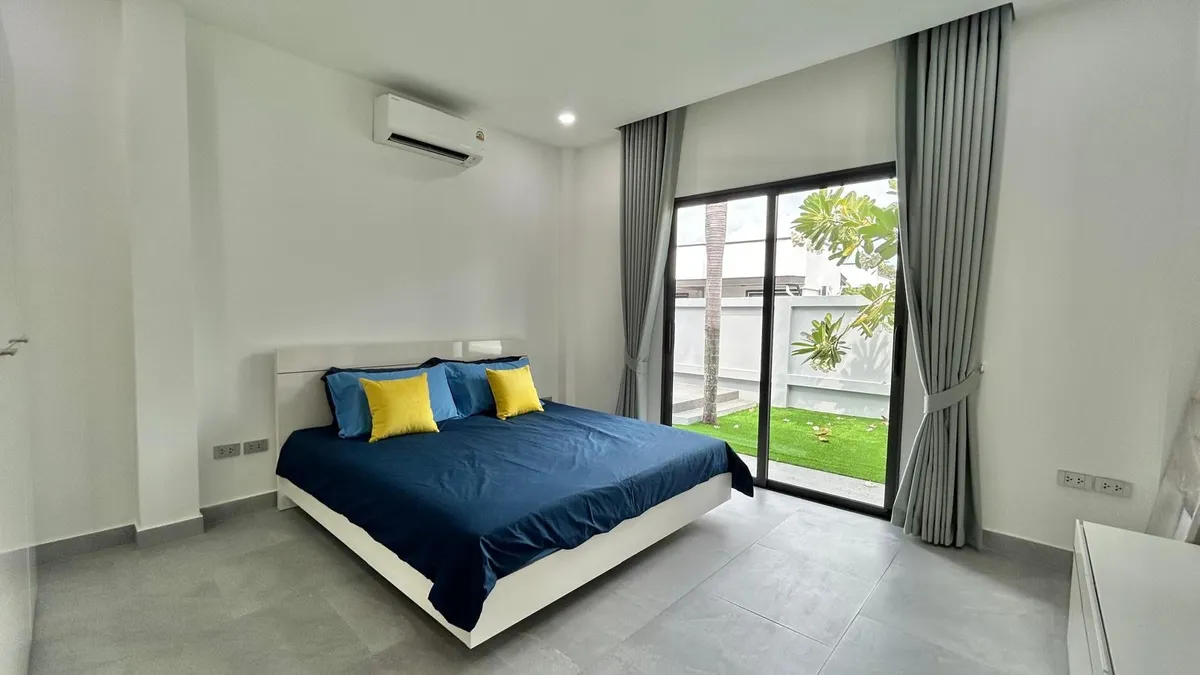 Modern 3 Bed Pool Villa Mabprachan Lake photo 23