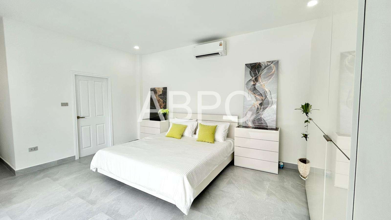 Modern 3 Bed Pool Villa Mabprachan Lake photo 8