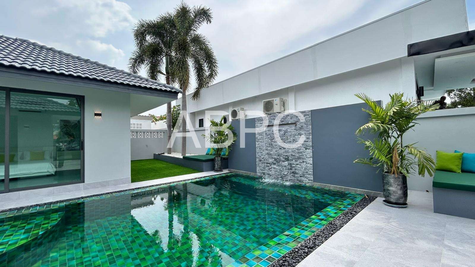 Modern 3 Bed Pool Villa Mabprachan Lake photo 5