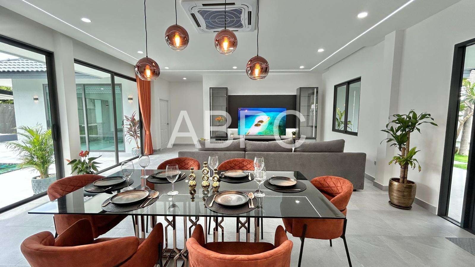 Modern 3 Bed Pool Villa Mabprachan Lake photo 4