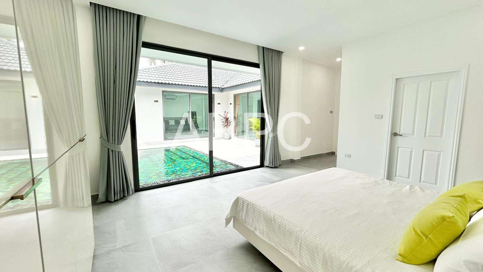 Modern 3 Bed Pool Villa Mabprachan Lake photo 14