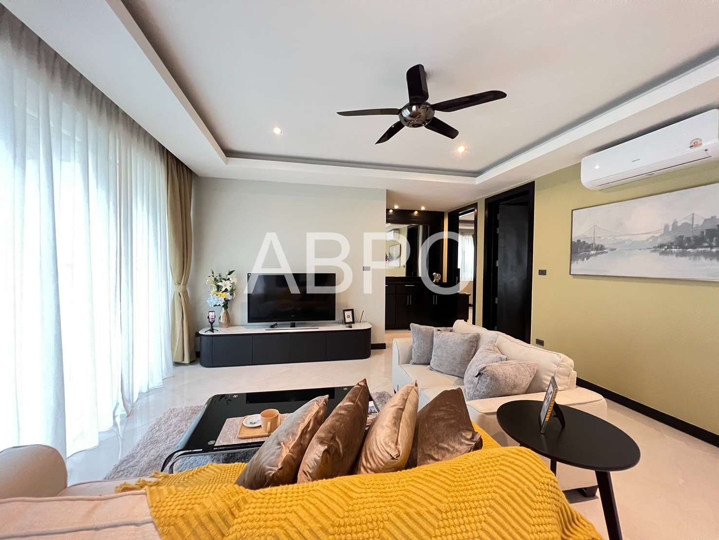 Corner house  Pool Villa  4 Bedrooms 5 Bathrooms in Mapprachan photo 18