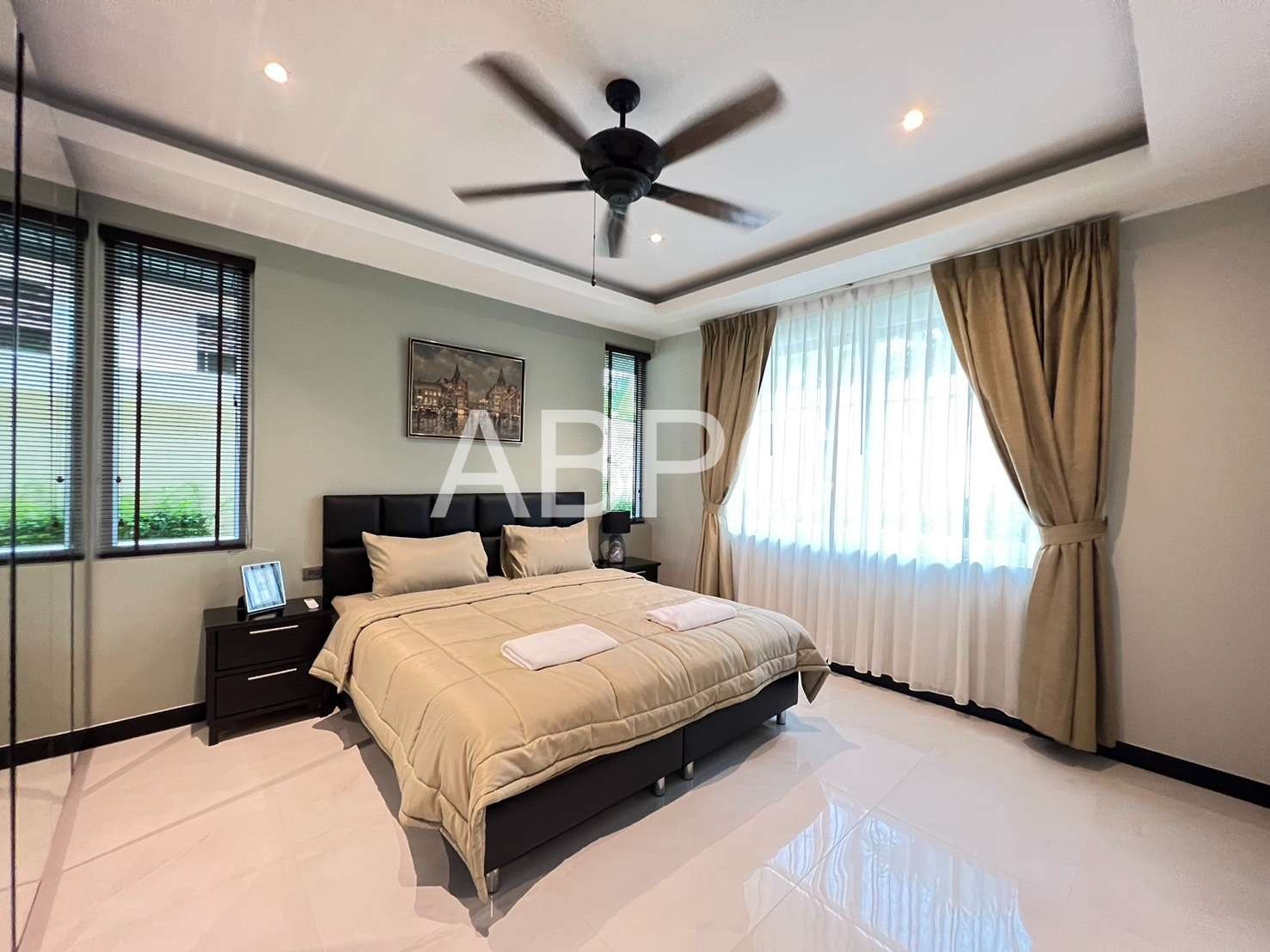 Corner house  Pool Villa  4 Bedrooms 5 Bathrooms in Mapprachan photo 12