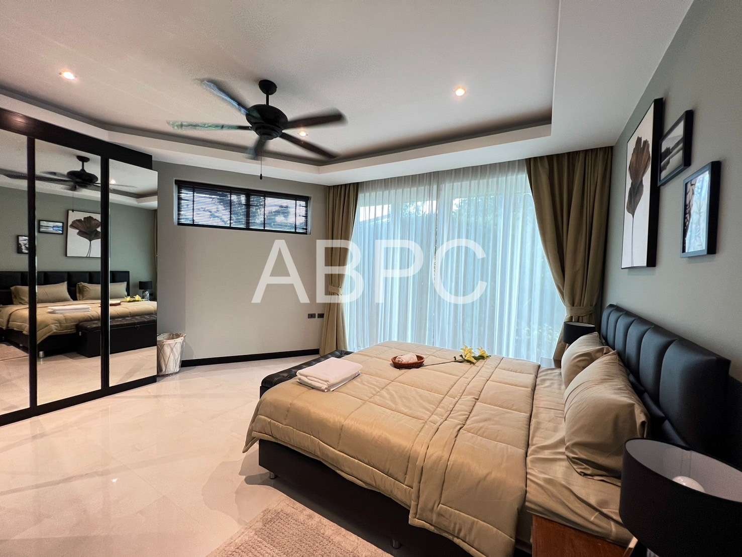 Corner house  Pool Villa  4 Bedrooms 5 Bathrooms in Mapprachan photo 13