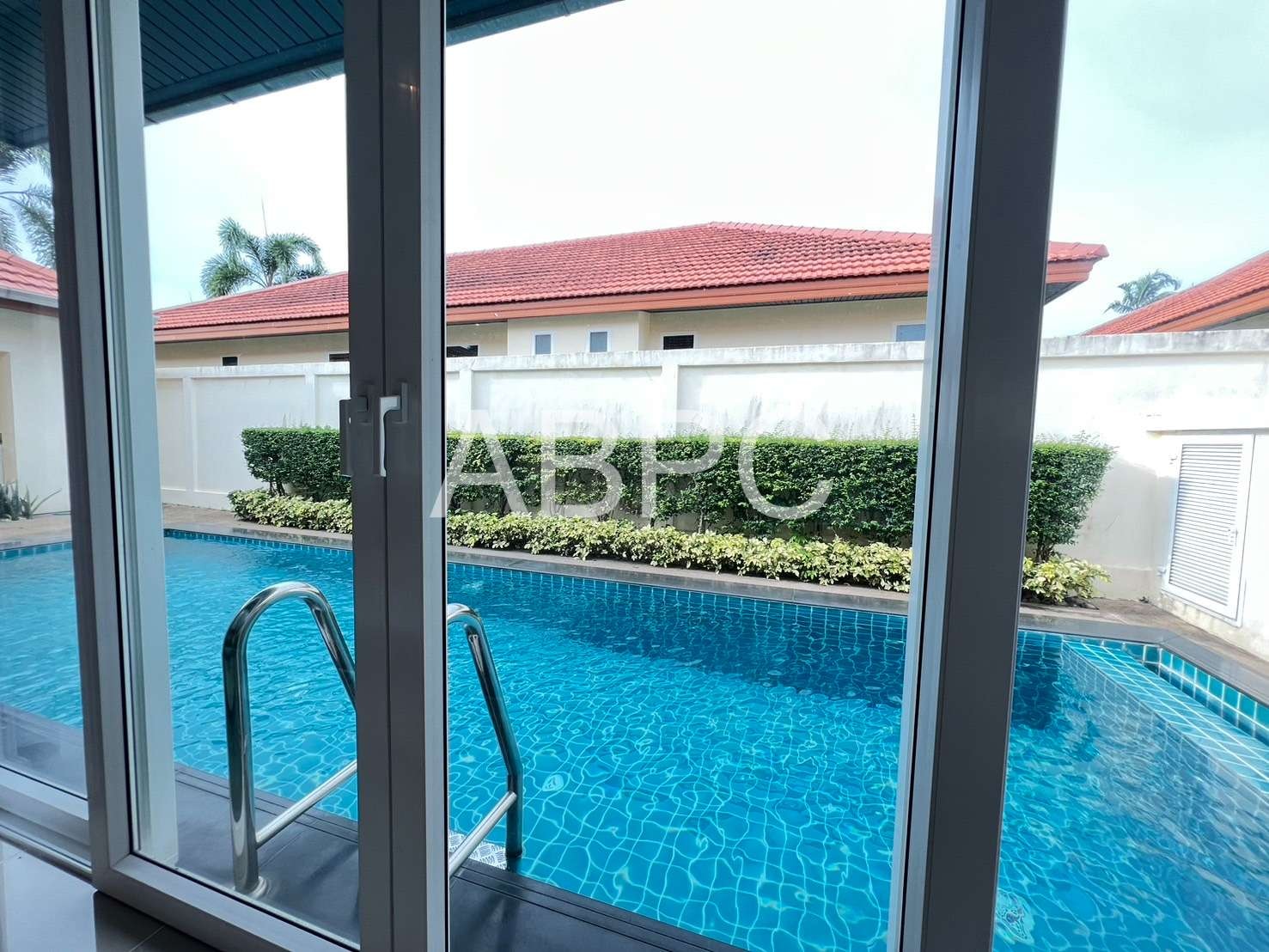 Pool Villa 4 Bedrooms 5 Bathrooms in Mapprachan photo 4