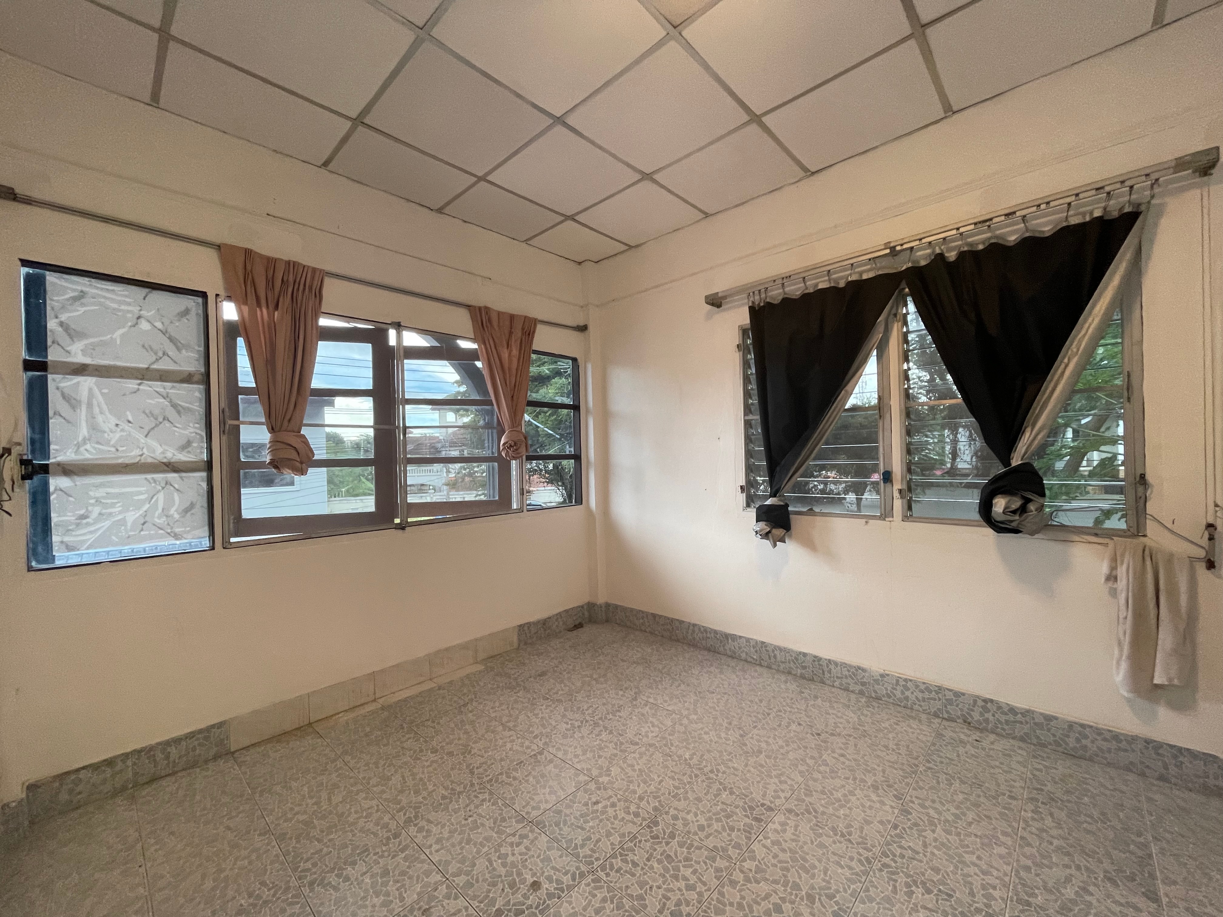 Townhome 3 bedrooms For Rent and Sale in Naklua photo 19