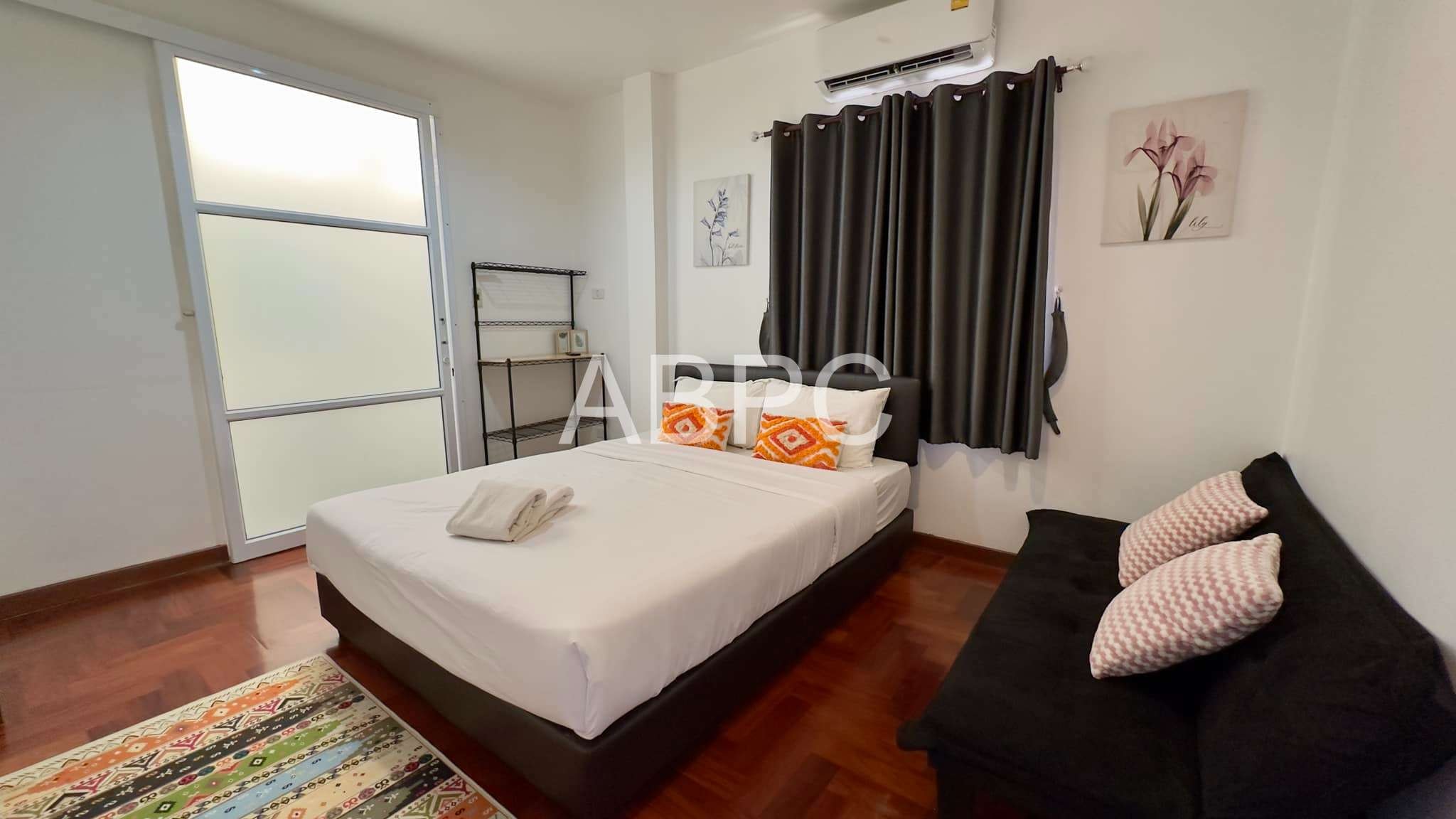 Pool Villa 4 Bedroom 6 Bathroom in Jomtien photo 16