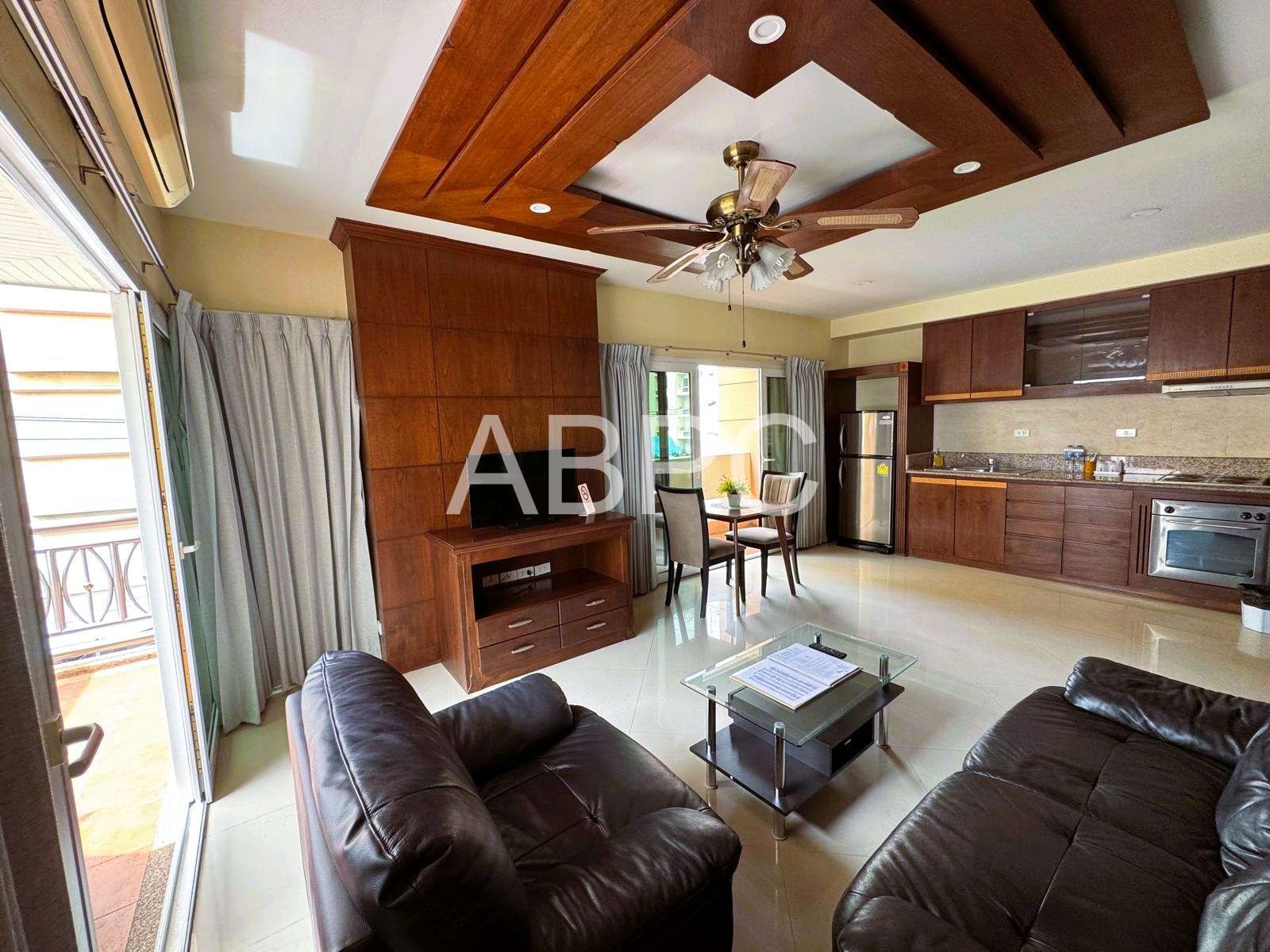 Like New Corner Unit 1 Bed 1 Bath Condo In Central Pattaya photo 20