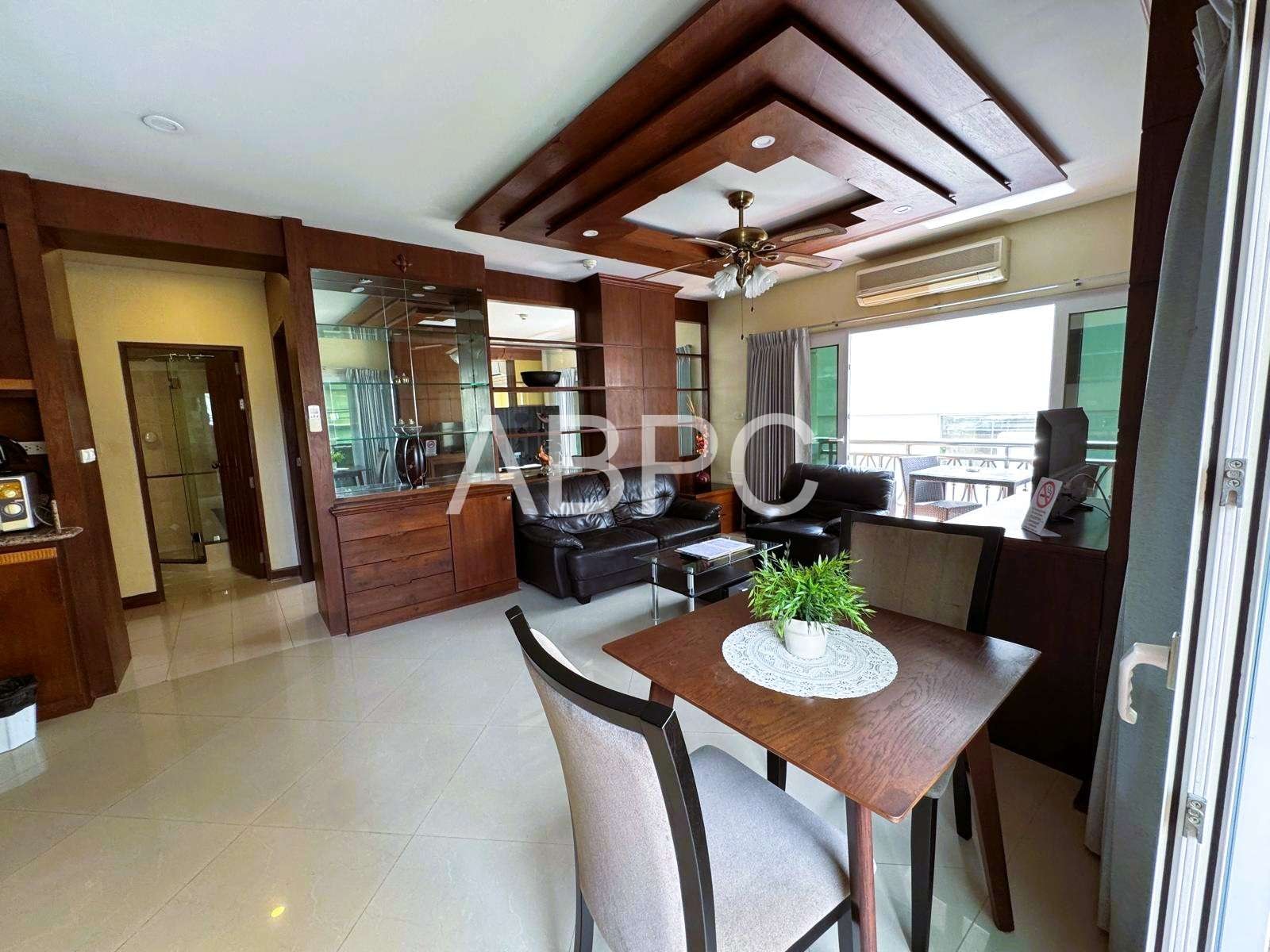 Like New Corner Unit 1 Bed 1 Bath Condo In Central Pattaya photo 7