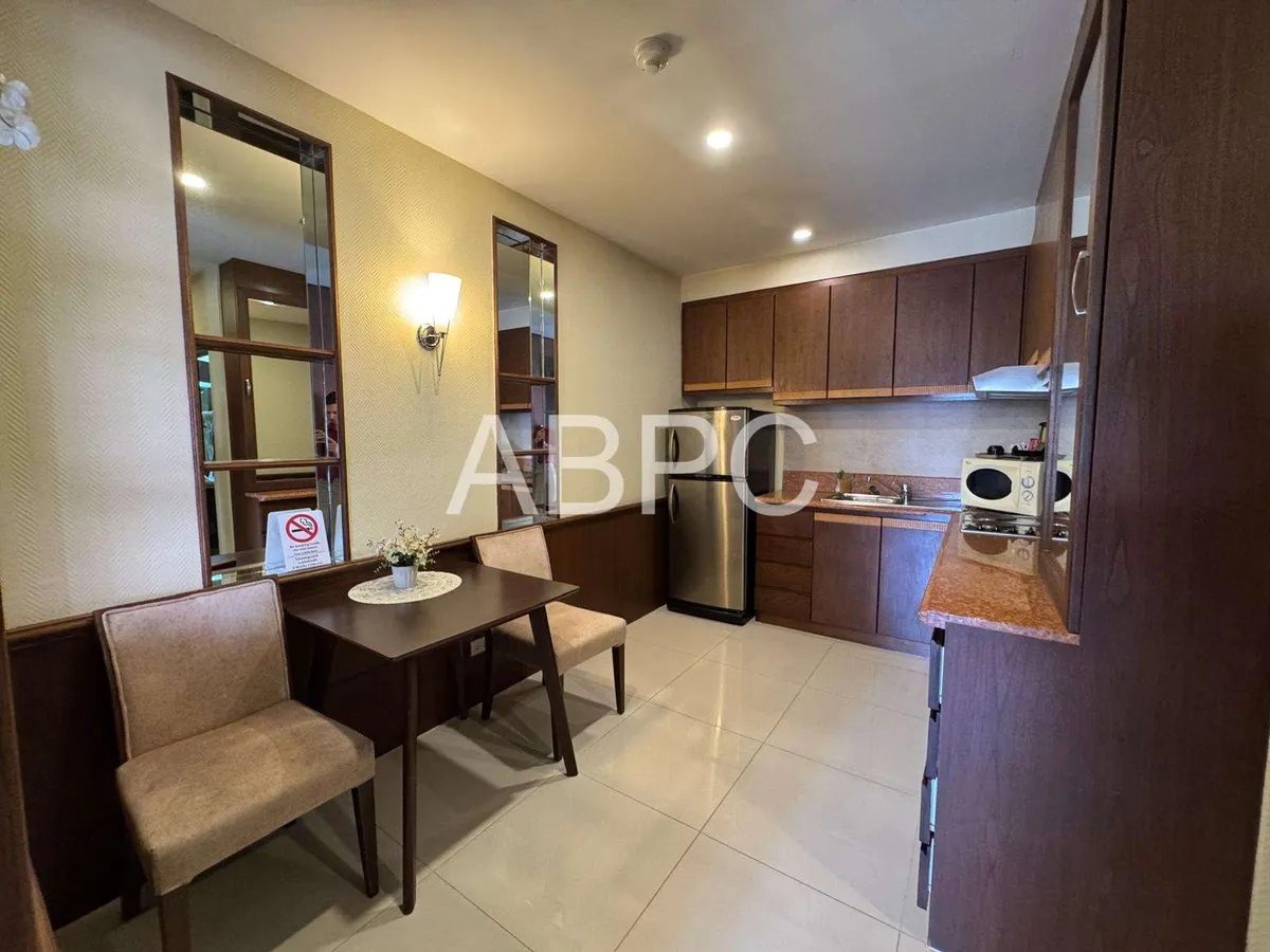 Like New Corner Unit 1 Bed 1 Bath Condo In Central Pattaya photo 16