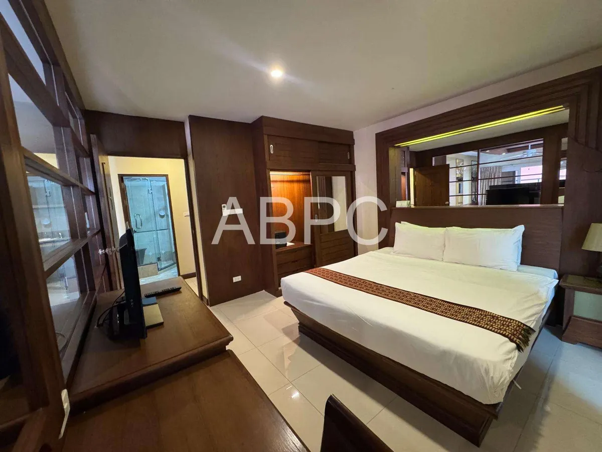 Like New Corner Unit 1 Bed 1 Bath Condo In Central Pattaya photo 21