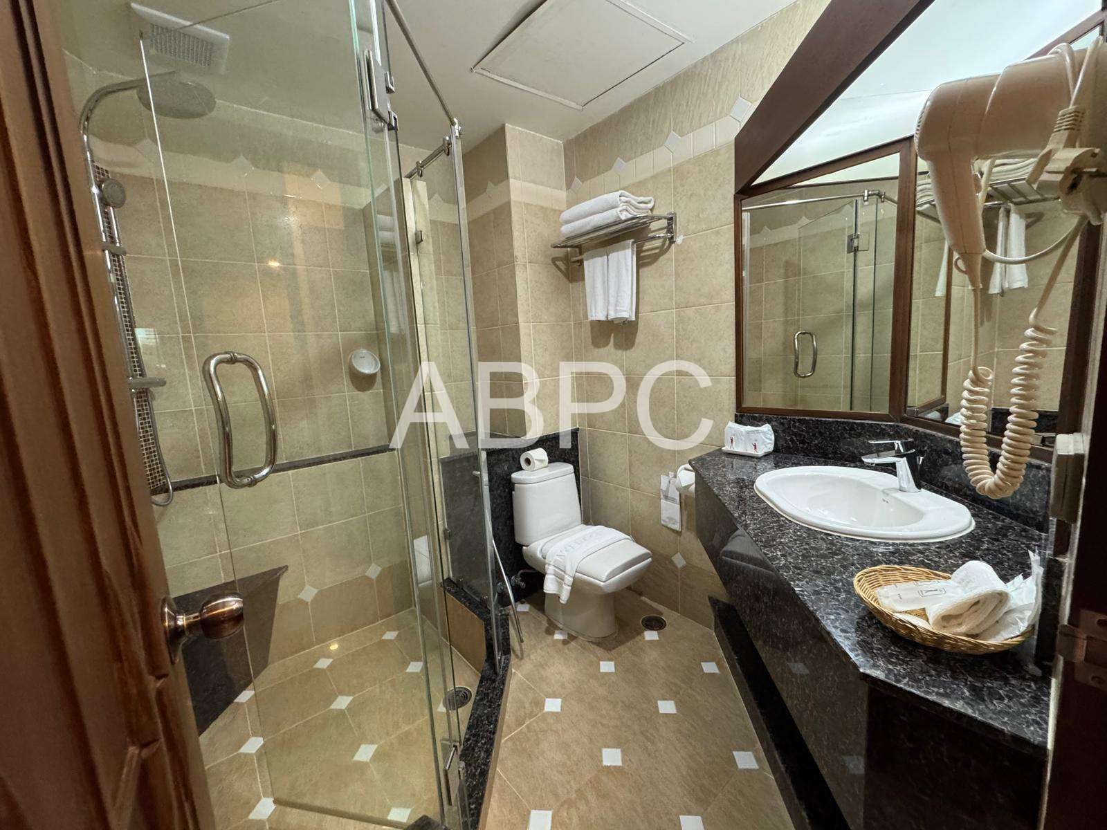 Like New Corner Unit 1 Bed 1 Bath Condo In Central Pattaya photo 9