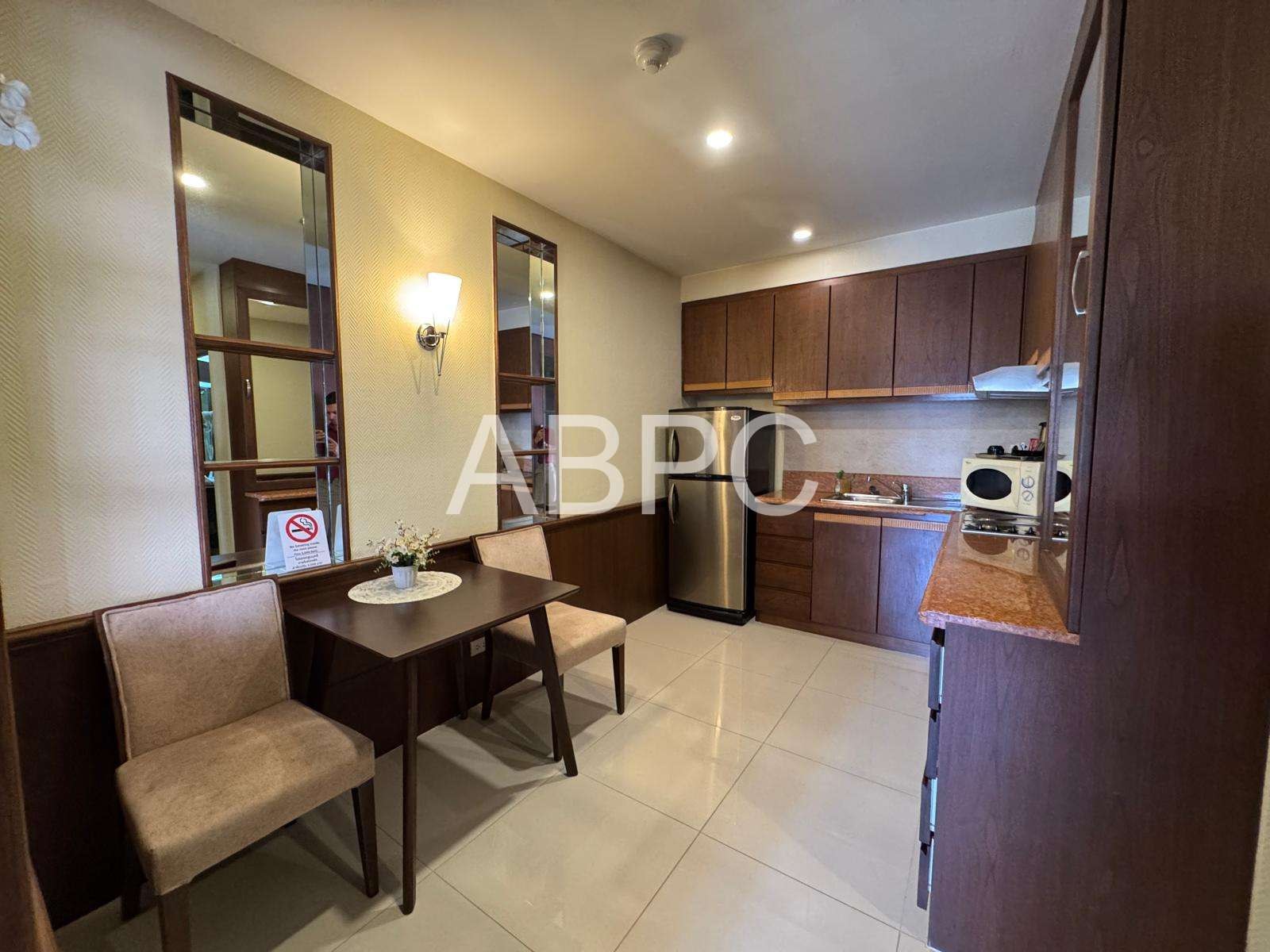 Like New Corner Unit 1 Bed 1 Bath Condo In Central Pattaya photo 16