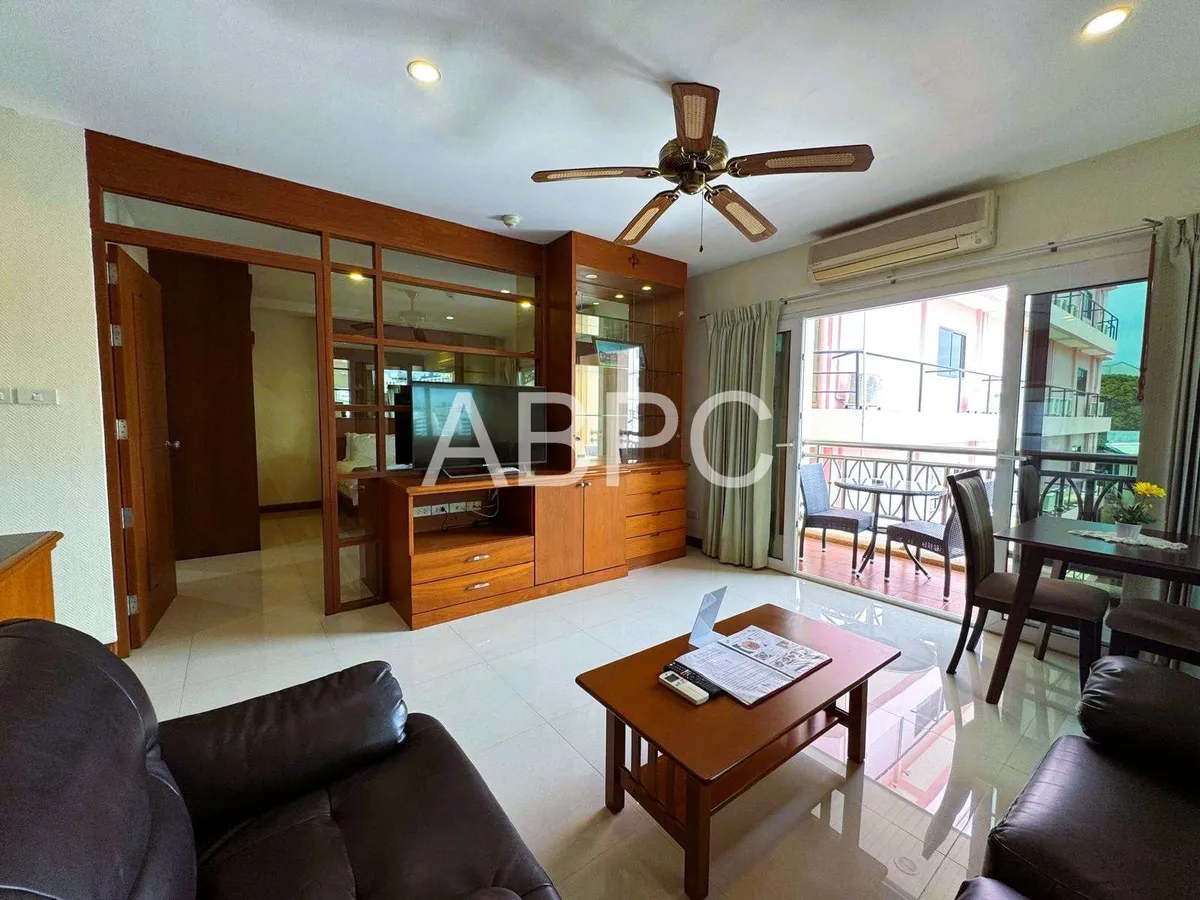 Like New Corner Unit 1 Bed 1 Bath Condo In Central Pattaya photo 13